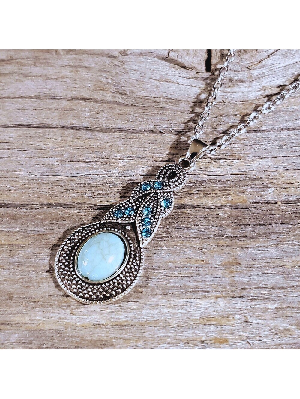 Twisted Turquoise Blue Crystal Stone Silver Chain Necklace